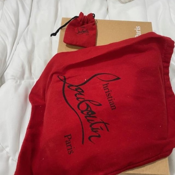 LOUBOUTIN "SIMPLE PUMP -Blk Patent Leather, EU 39.5/US 9.5; Excellent Condition - Picture 7 of 8